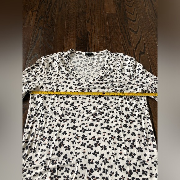 RAILS Women's M Sami Tee - White/Ivory Floral Snow Leopard/Cheetah Design - Picture 8 of 9